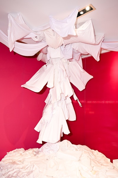 One of the activation's standout features is the 'clothing tornado,' a rotating vortex of clothes that represents the chaos of a disorganized space. As guests move through this section, they transition into a serene, perfectly organized closet area, demonstrating the calming power of a tidy space. “We really wanted to exaggerate the contrast between chaos and calm,” Anderson explained. “It’s a fun, visual way to highlight how our organizational products can help create a more peaceful sleeping environment.”