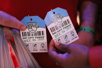 Hulu employees traded Texas warmth for mountain lodge luxury when Chicago-based Gravel Experiential transformed The Witte Museum in San Antonio into an enchanting après-ski escape for the company's annual holiday celebration in 2018.