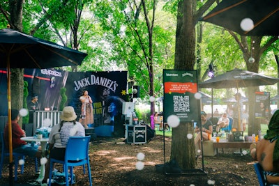 In a nearby cocktail lounge, they could sip Jack Daniel's Tennessee Peach Tea and design record-inspired art at a turntable-slash-paint station.